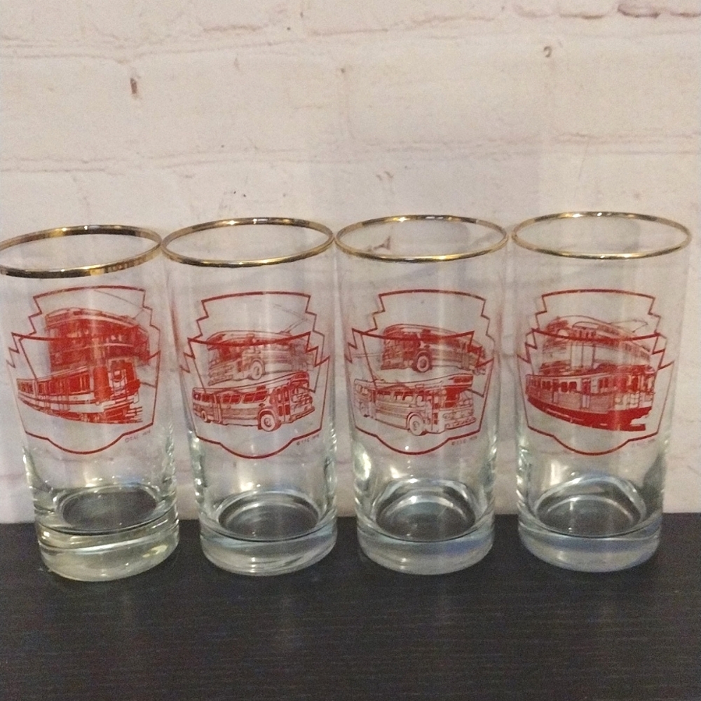 Vintage 1978 TTC Toronto Transit Commission Glasses Tumblers Red & Gold